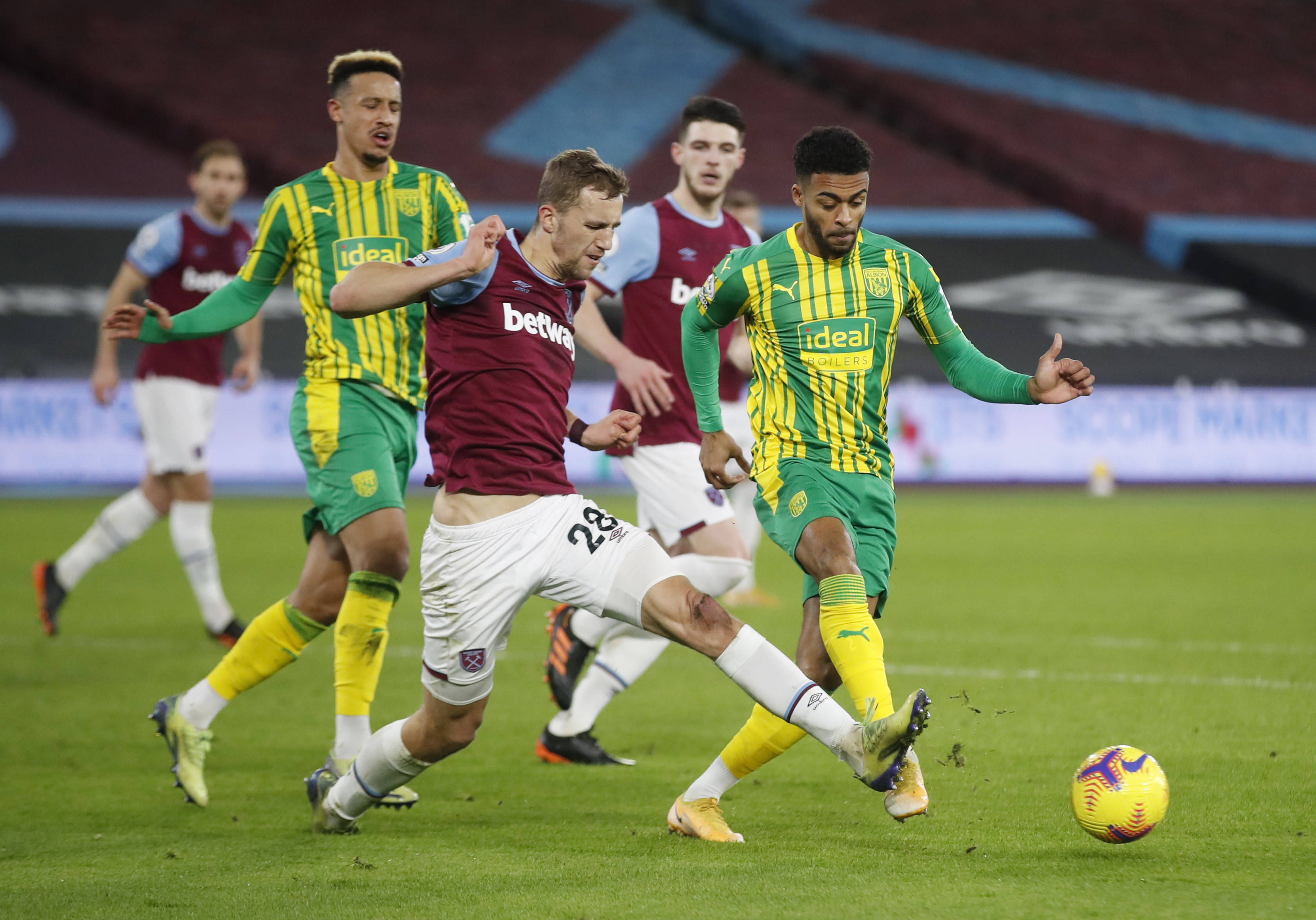 伊布的出现 伊布的出现