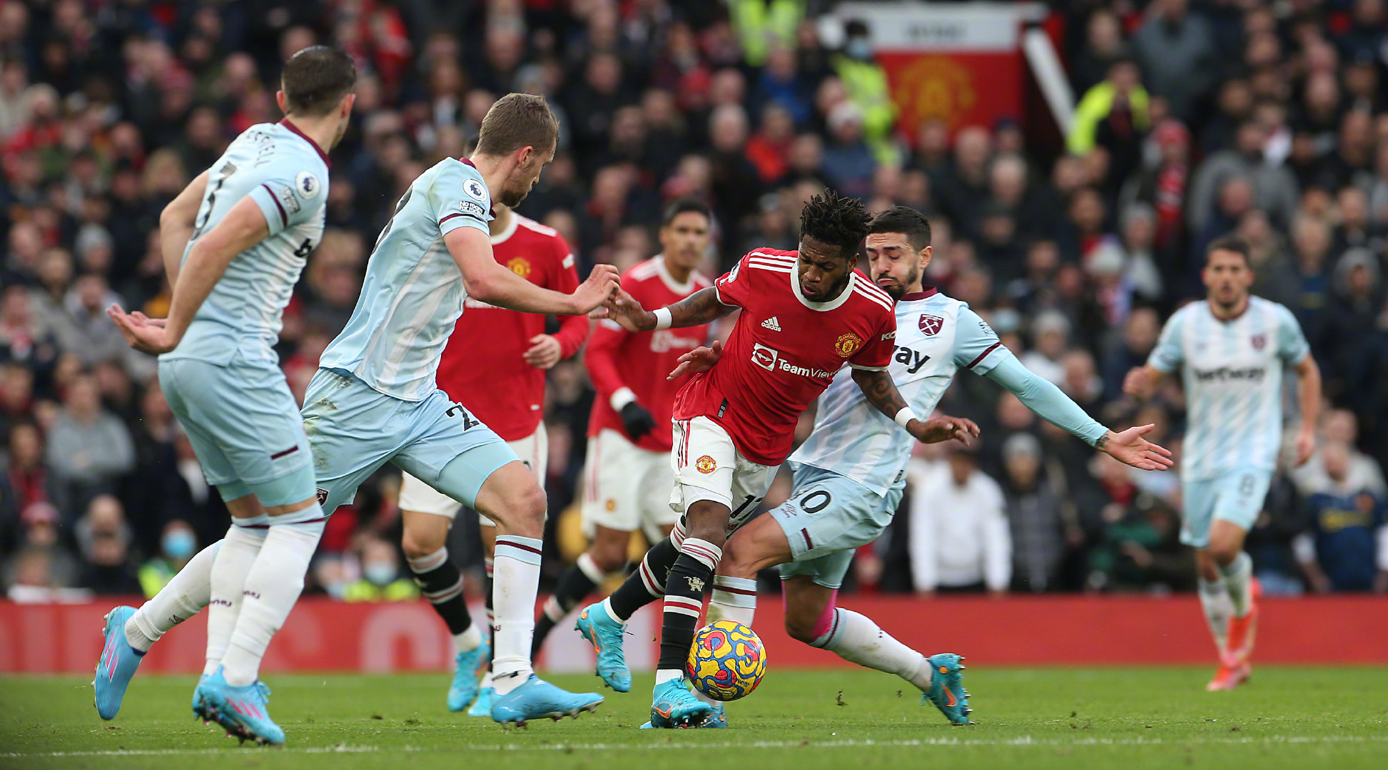 欧冠16强对阵：3场超级对决！皇马大战马竞 巴萨避开巴黎.